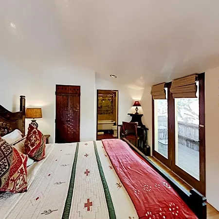 Antigua (adults Only) Bed & Breakfast